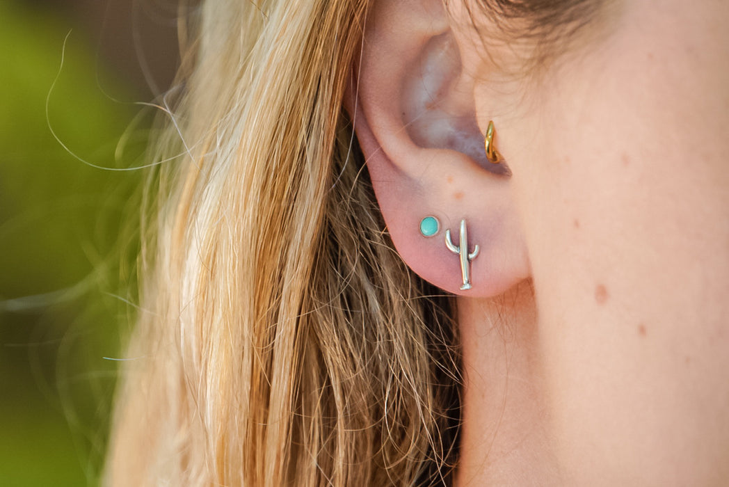 3 mm Turquoise Studs