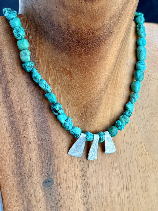 Hubei Turquoise Beaded Necklace