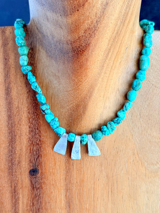 Hubei Turquoise Beaded Necklace