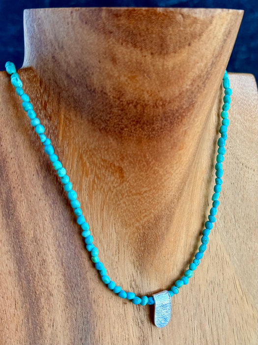 Campitos Turquoise Beaded Necklace