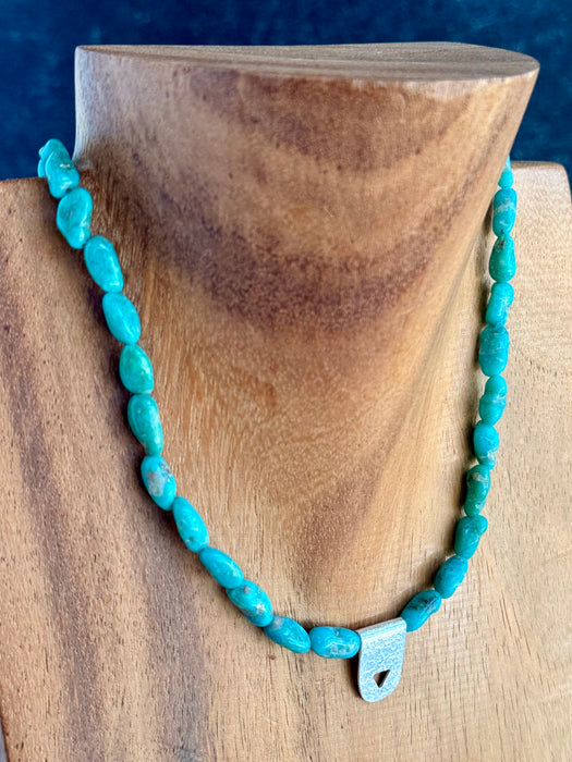 Campitos Turquoise Beaded Necklace